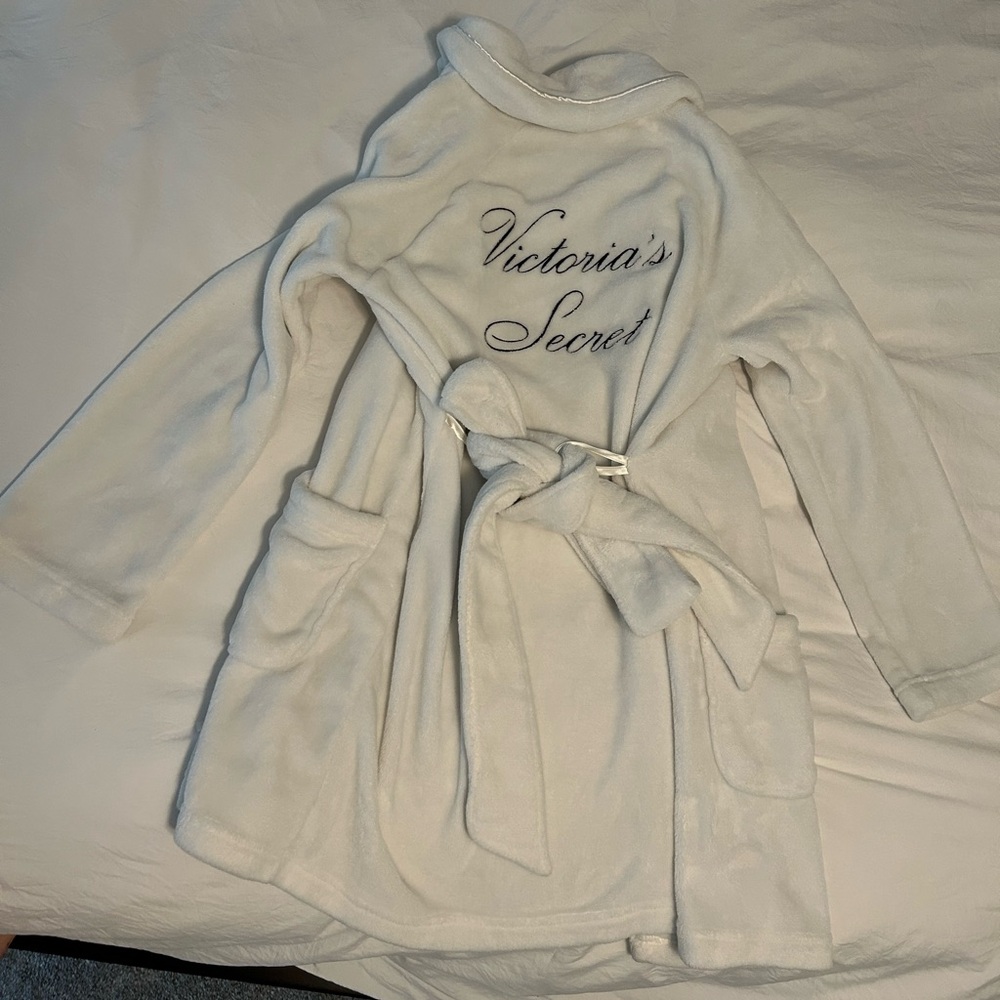 Victoria’s Secret white robe
